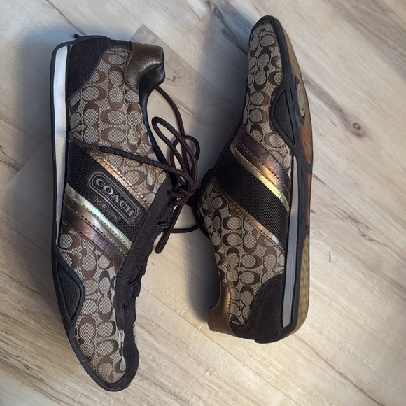 Coach Shoes - Picture 2 of 6